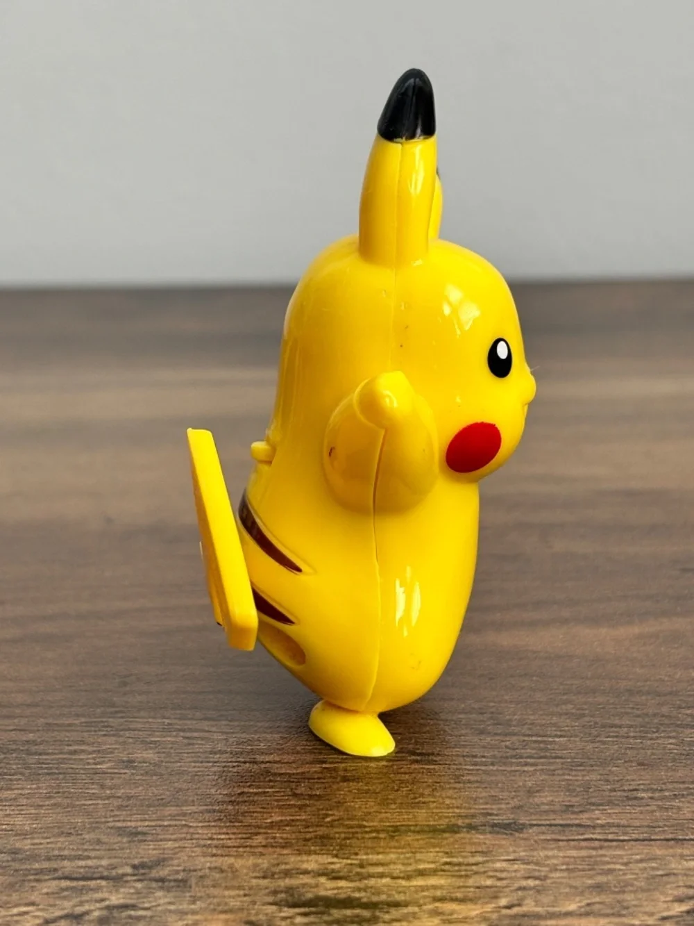 Pokemon Nintendo Pikachu Light Up Cheeks Toy Figure Cake Topper 2013 WORKS